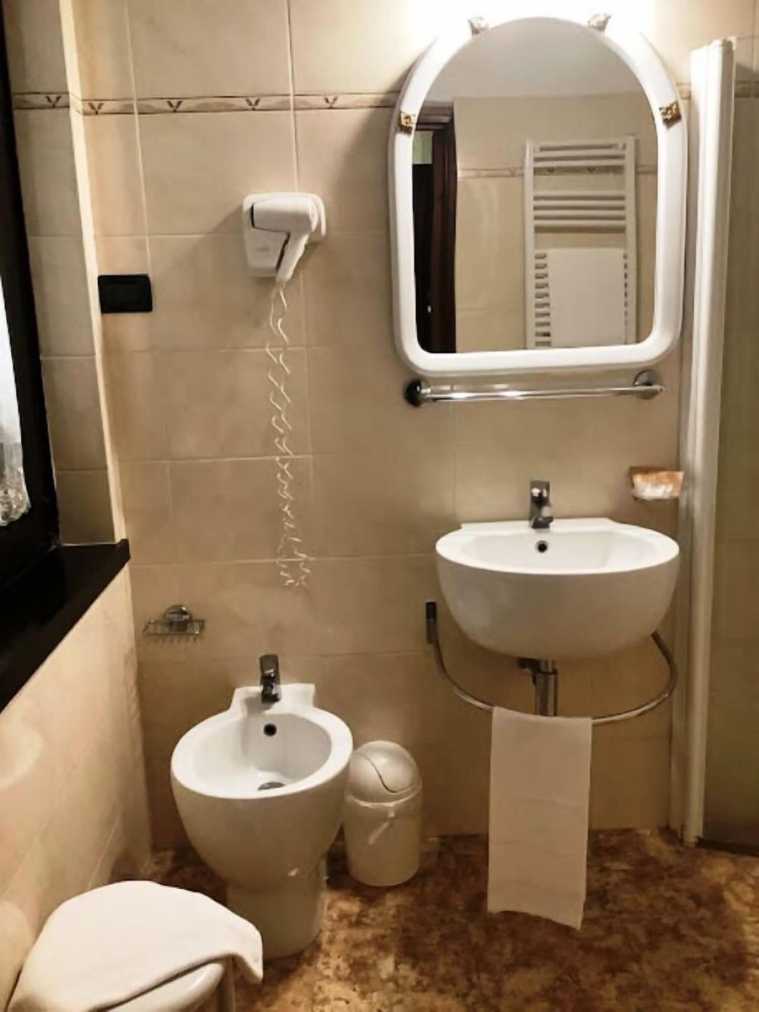 Hotel Savona Монтекатіні-Терме Екстер'єр фото
