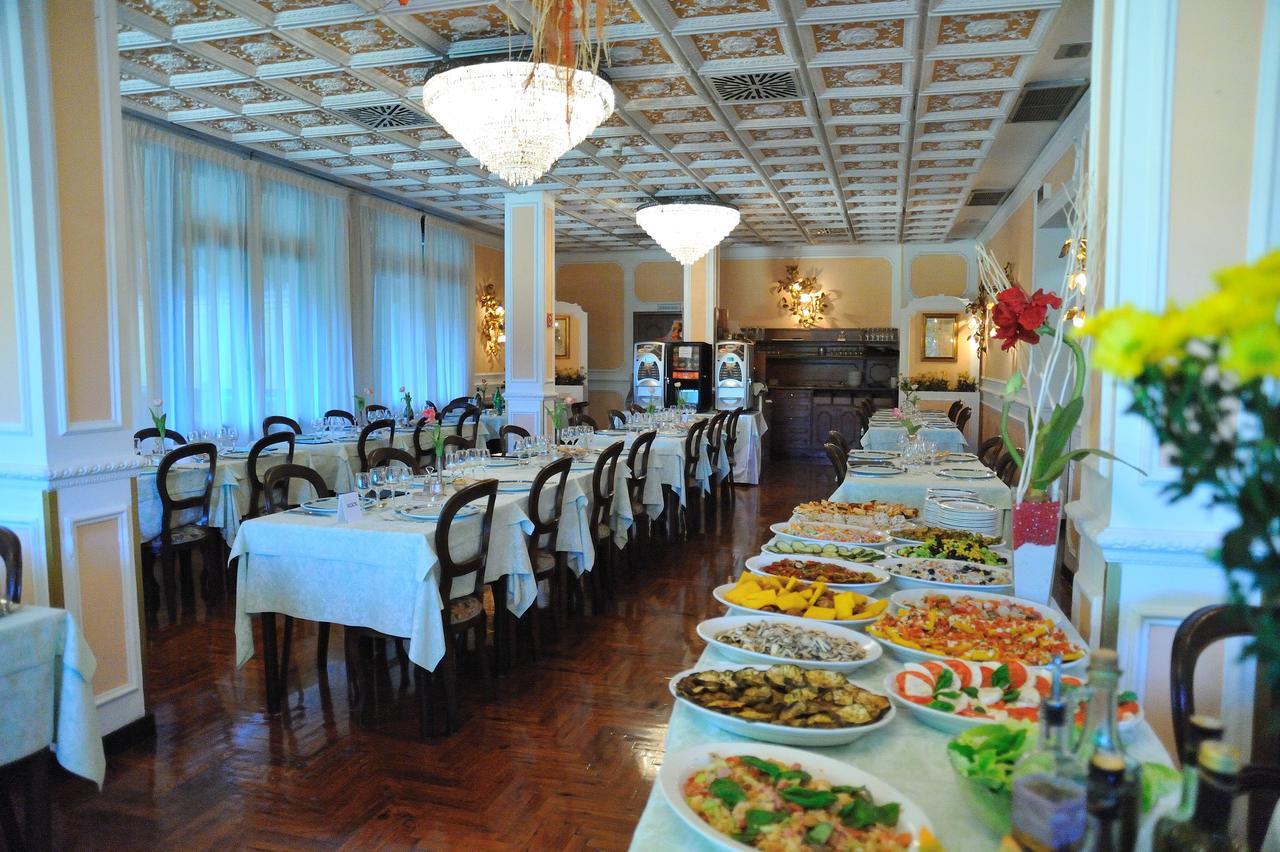 Hotel Savona Монтекатіні-Терме Екстер'єр фото